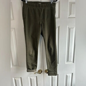 Soho brand women’s army green pull on pants Sz L
